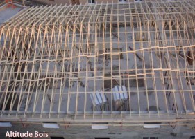 Charpente en fermettes par drone